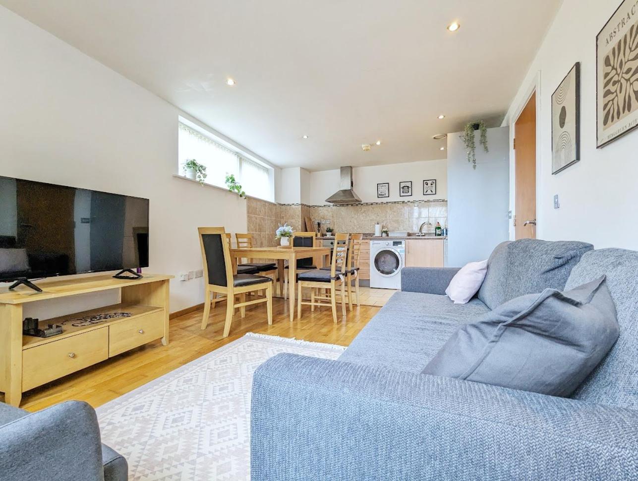 Guest Room In City Centre Near Key Attractions リヴァプール エクステリア 写真